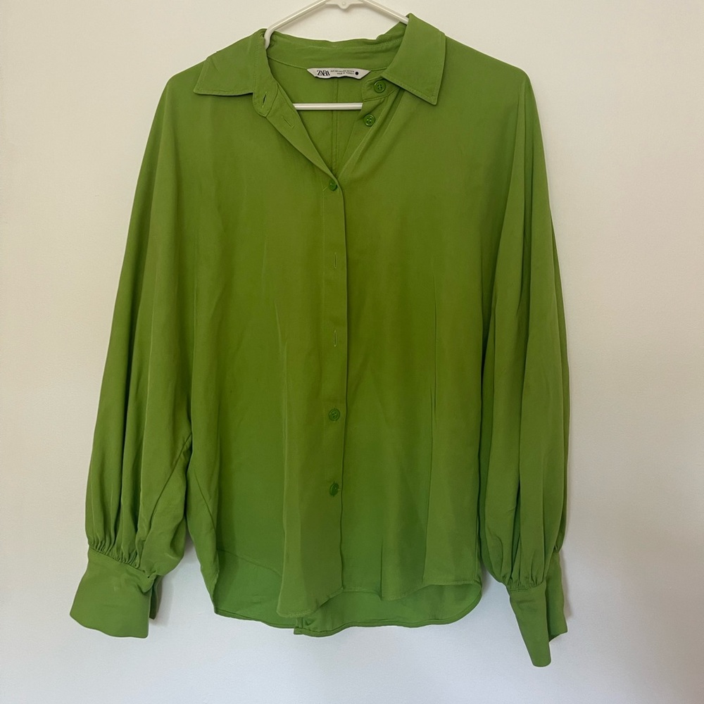 Zara green button up blouse